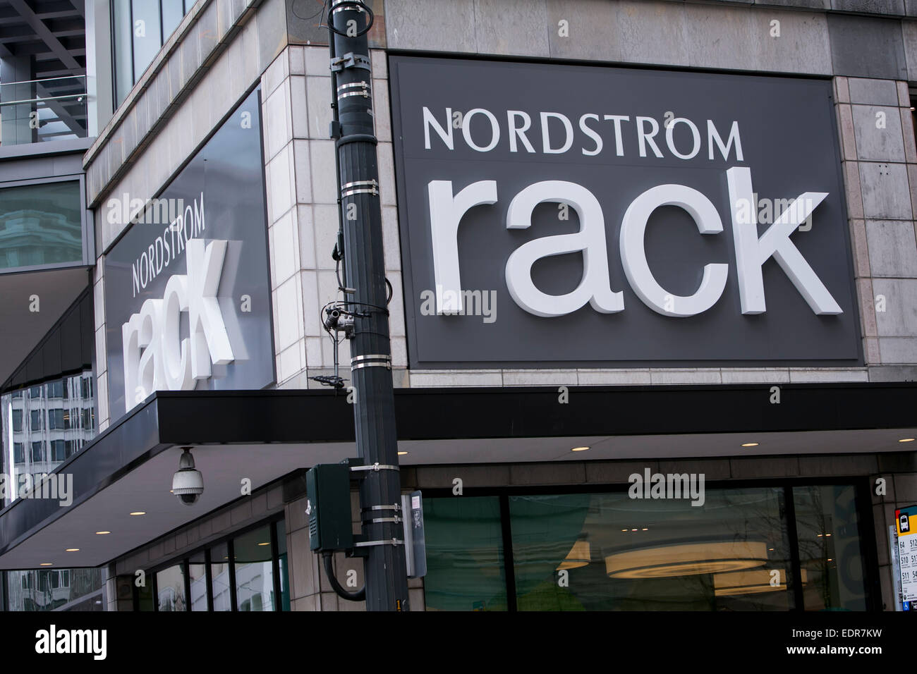 Nordstrom Rack Bekleidung Einzelhandel in der Innenstadt von Seattle, Washington. Stockfoto