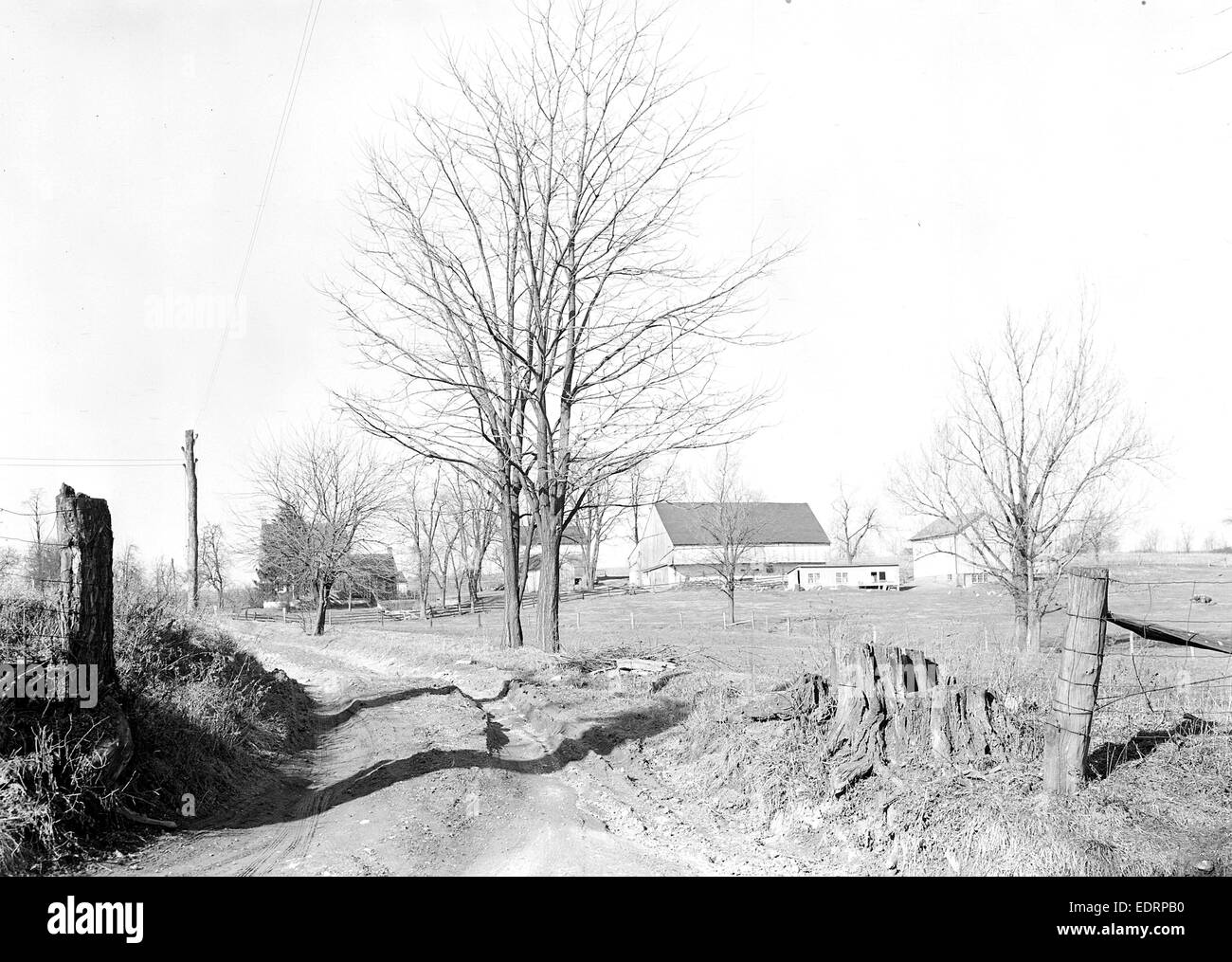 Lancaster, Pennsylvania - Gehäuse. Eingang zum großen Bauernhof in der Nähe von Rocky Springs, moderate Lampeter Road, 1936, Lewis Hine, 1874 Stockfoto