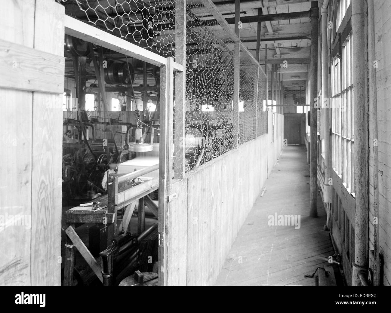 Paterson, New Jersey - Textilien. Zeigt die Methode der Unterteilung eines großen Stock in einer großen Mühle Stockfoto