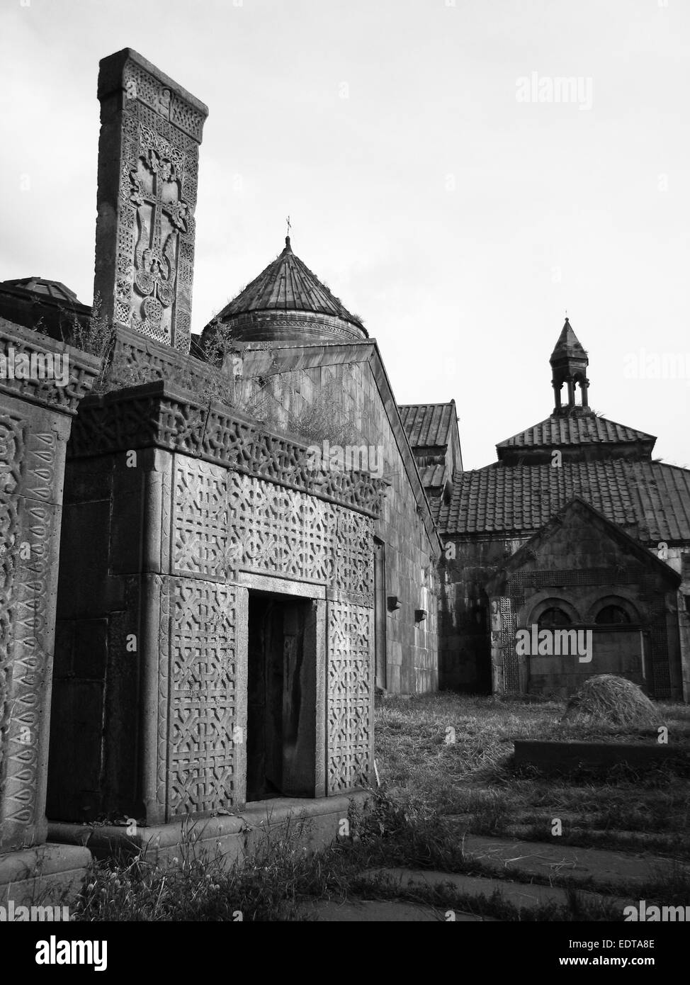 Schwarz / weiß Foto des alten Klosters Haghpat Stockfoto