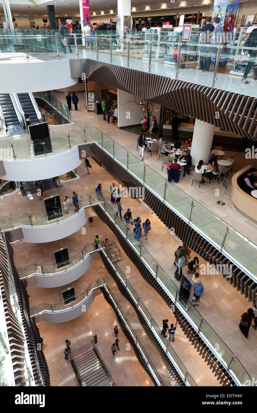 Treppe im Emporium Shopping Center in Lonsdale Street in Melbourne, Australien Stockfoto