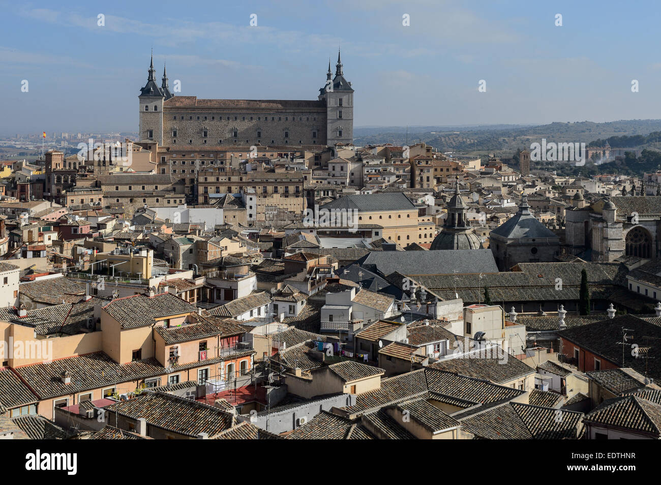 Blick auf Toledo Alcazar von Jesuitas Kirche Stockfoto