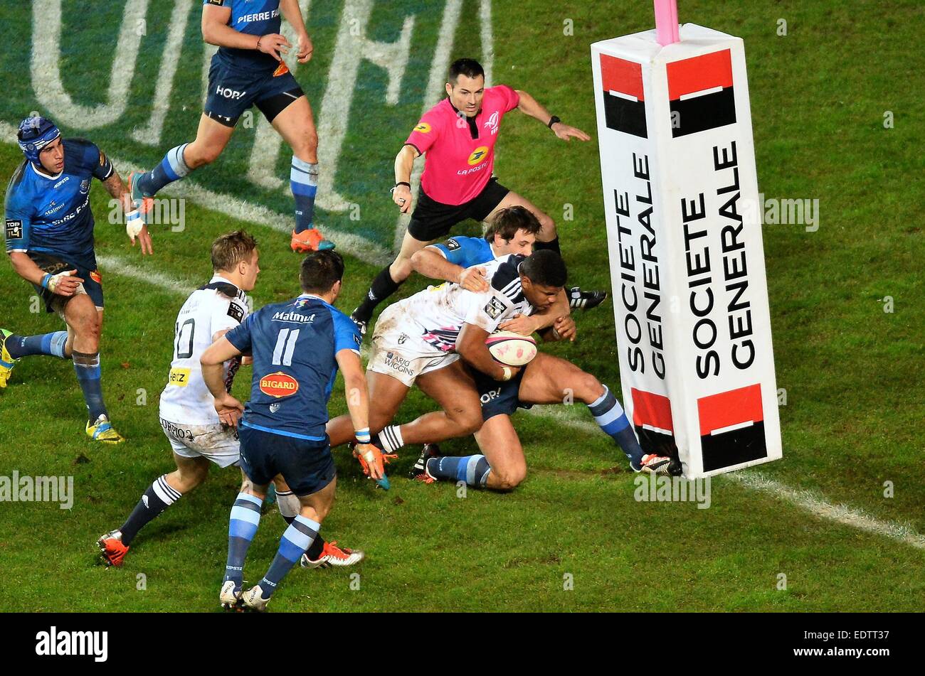 Paris, Frankreich. 9. Januar 2015. Top 14 Rugby bei Stade Francaise. Stade Francais versus Castres. Versuch erzielte durch Jonathan Danty (Sfp) Credit: Action Plus Sport/Alamy Live News Stockfoto