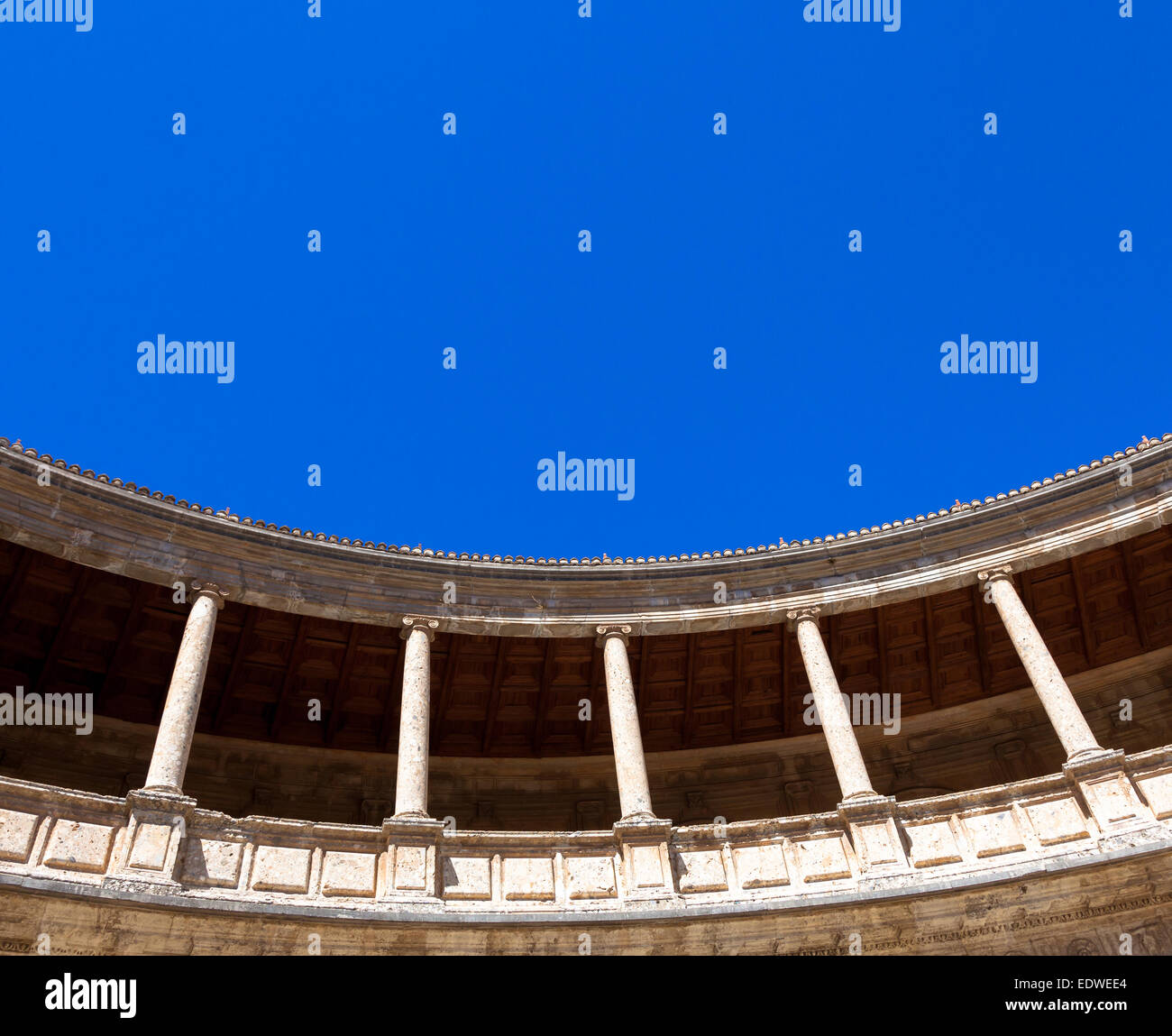 Granada - Alhambra. Ungewöhnliche Sicht auf Carlos V Palast Detail. Stockfoto