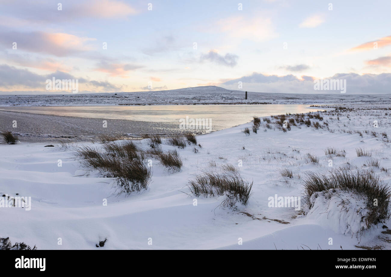 Winter auf der nördlichen Pennines in der Nähe von Schrauben rechts und Sikehead Reservoir Stockfoto