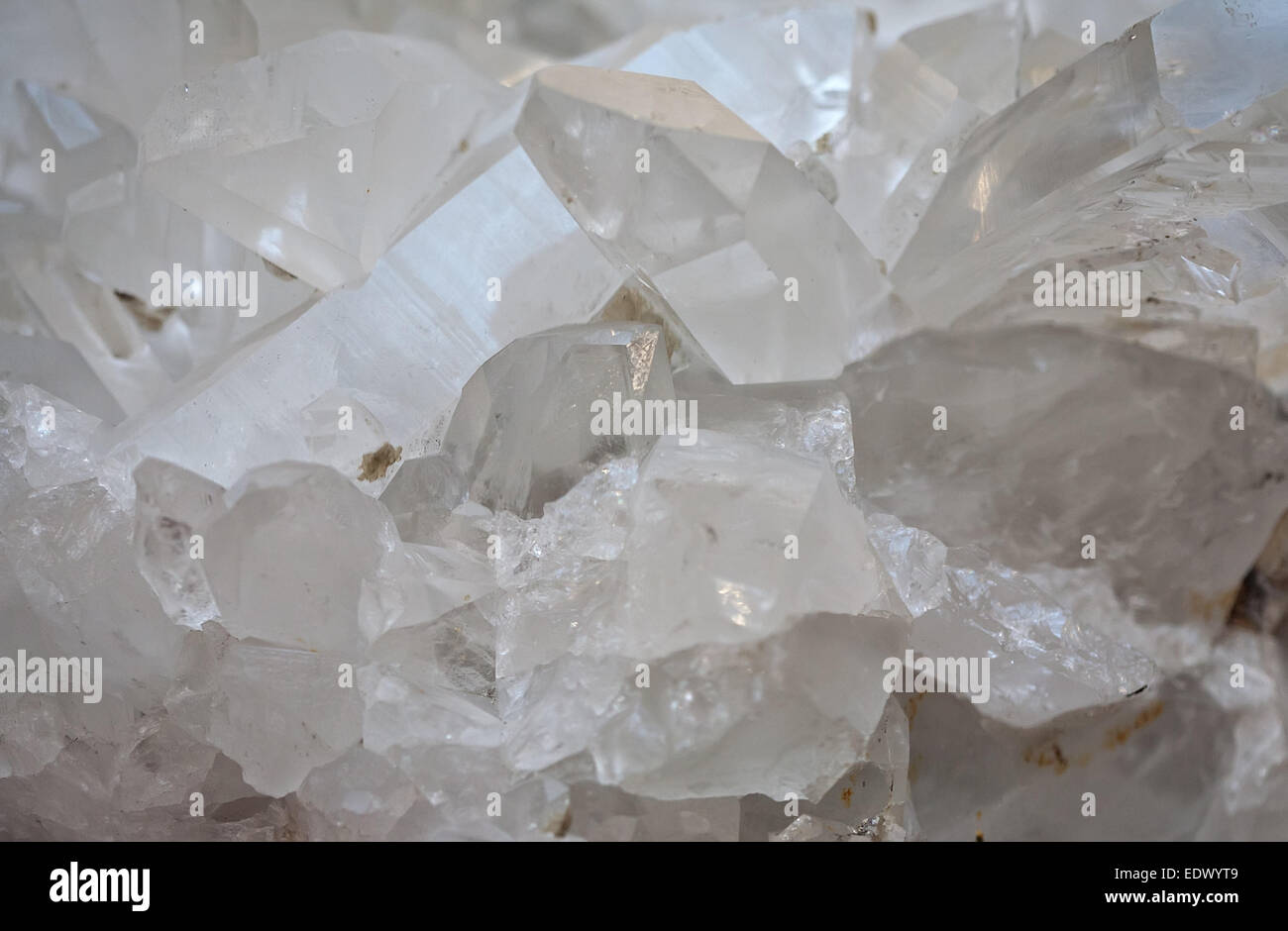 Edelstein Bergkristall transparent Druze closeup Stockfoto