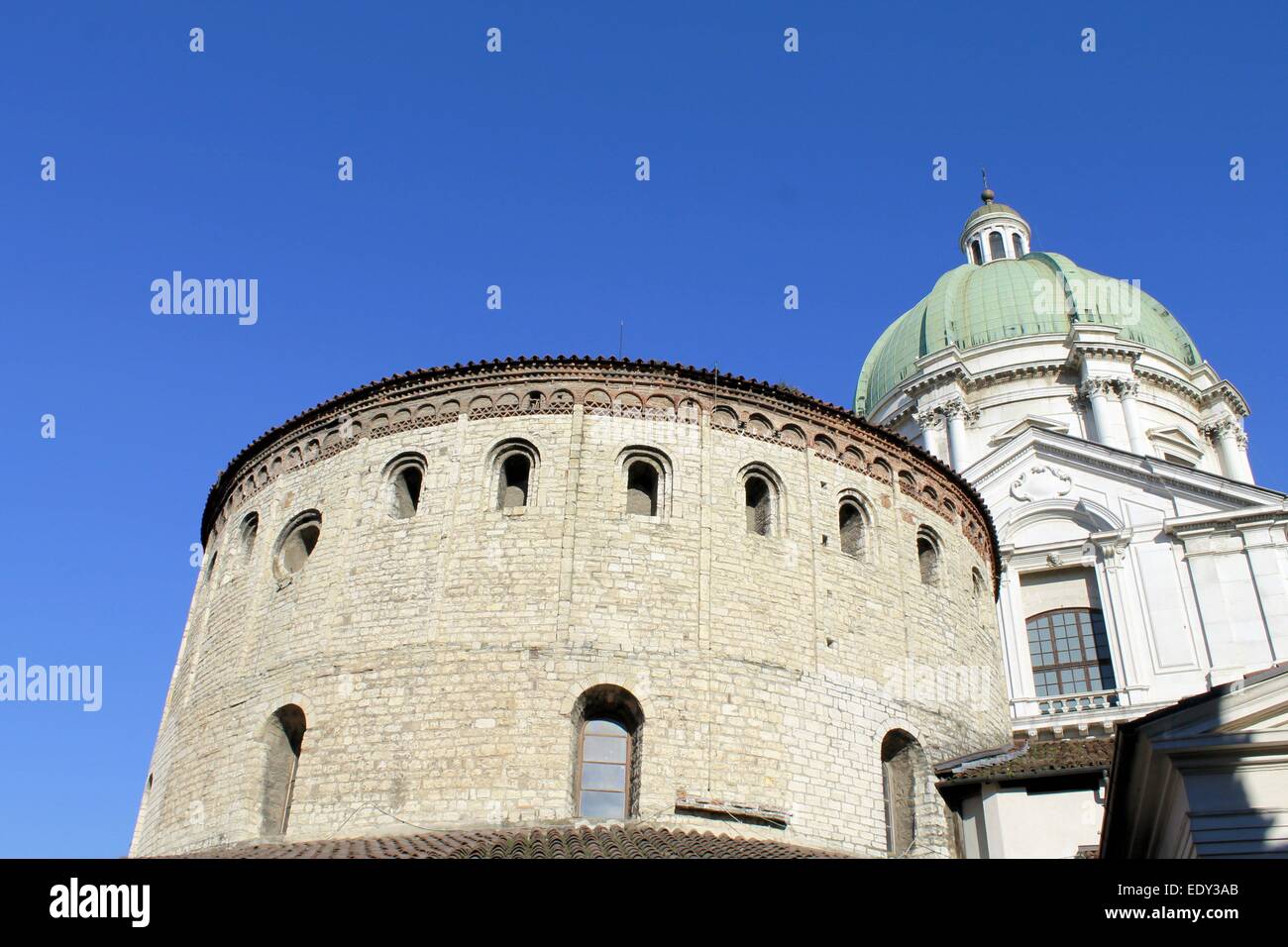 die beiden Kathedralen von Brescia in Italien Stockfoto