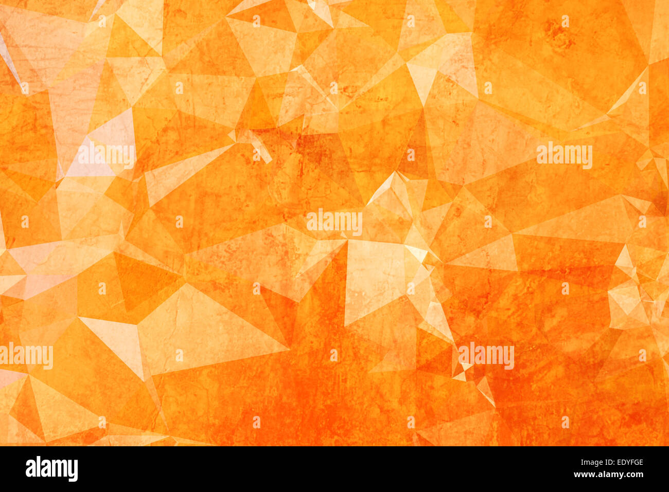 Moderne Grafik Low-Poly Orange dreieckige Polygone über Grunge Textur als abstrakte Hintergrundmuster Stockfoto