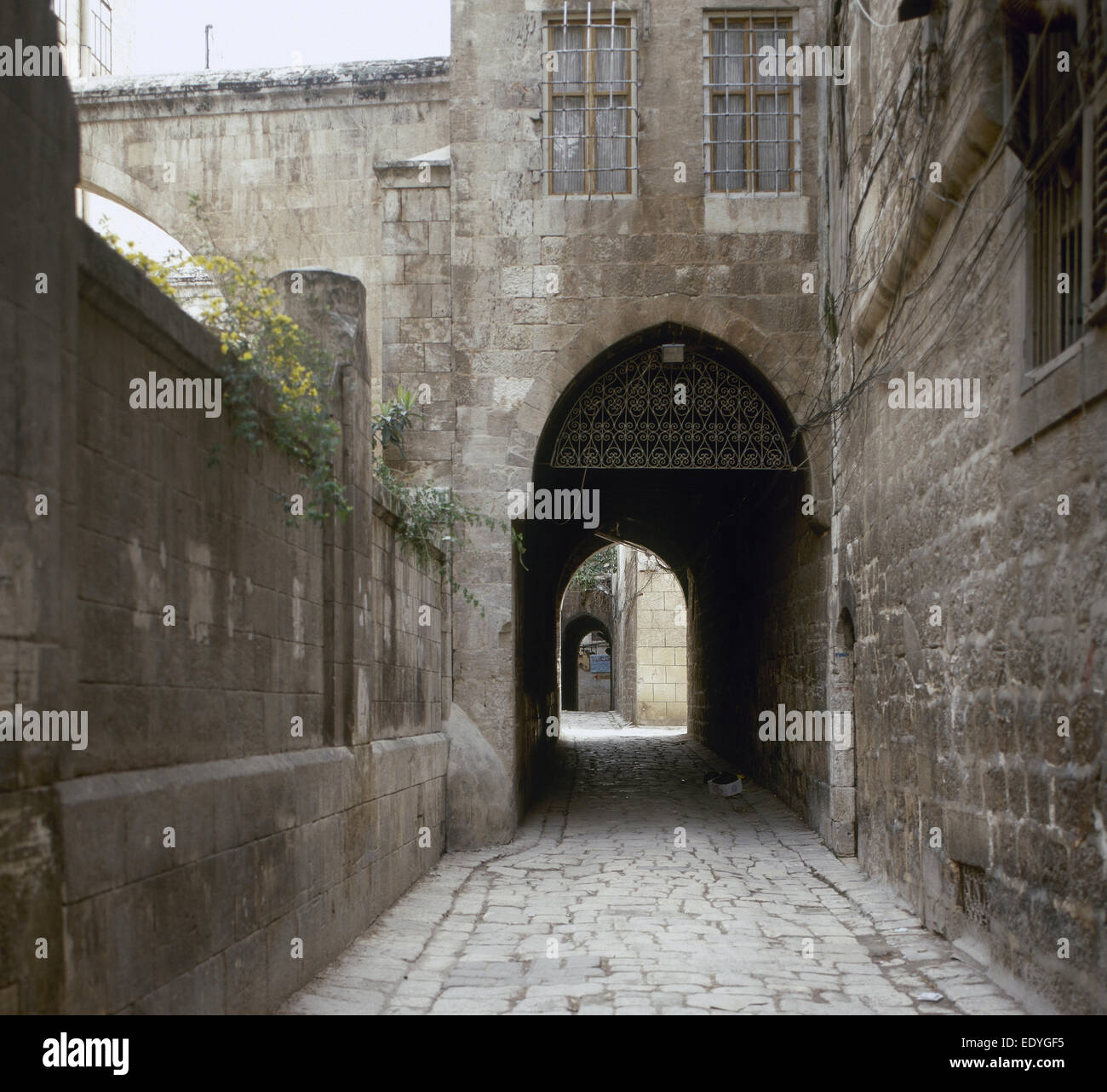 Syrien. Aleppo. Christian Quartal. Straße in der Altstadt. Foto vor dem syrischen Bürgerkrieg Stockfoto