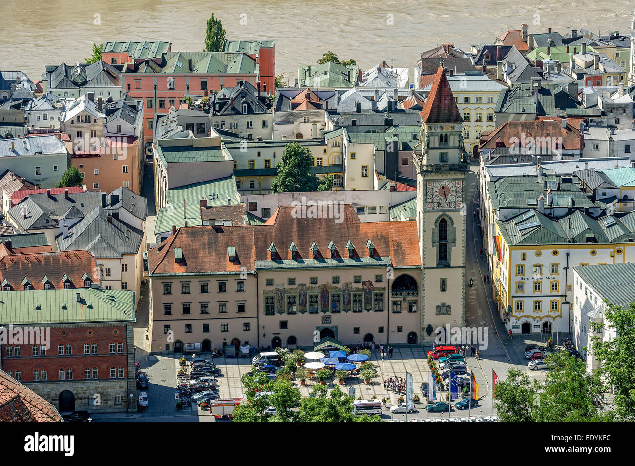 Rathaus und Turm Halle, Hotel Wilder Mann, Altstadt, Passau, untere Bayern, Bayern, Deutschland Stockfoto