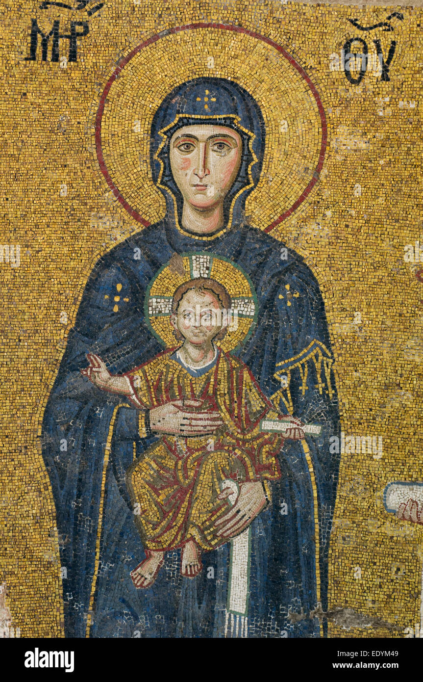 Dies ist ein Mosaik über Jungfrau und Mutter und Kind (Theotokos). Stockfoto