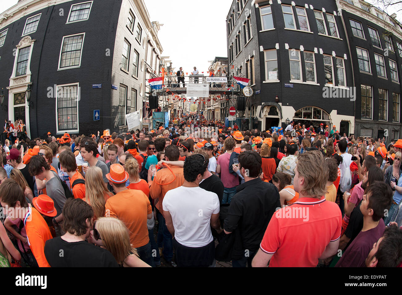 Tag Niederlande Amsterdam Queens Street Party. Credit: LEE RAMSDEN/ALAMY Stockfoto