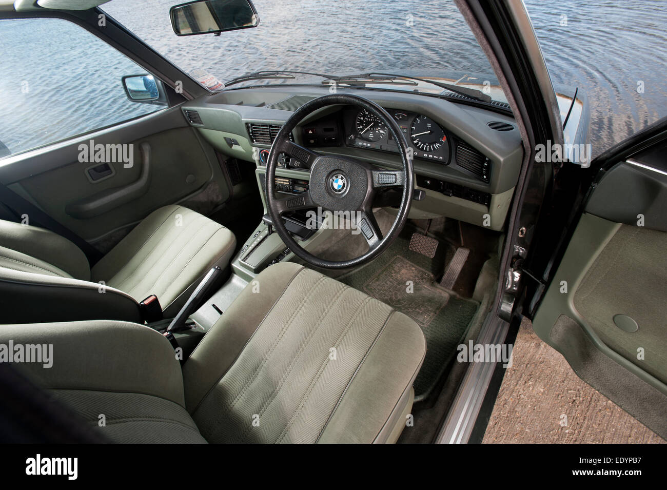 Bmw Dashboard Stockfotos Bmw Dashboard Bilder Seite 2