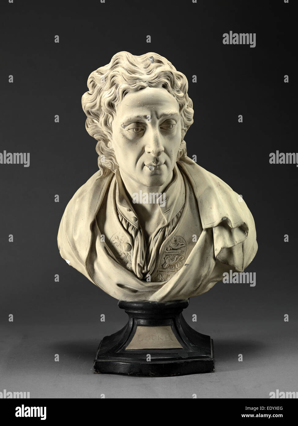 John Locke auf Platte auf der Vorderseite des Sockels eingraviert: "LOCKE", unbekannter Künstler, 18. Jahrhundert, Brite/Britin Stockfoto