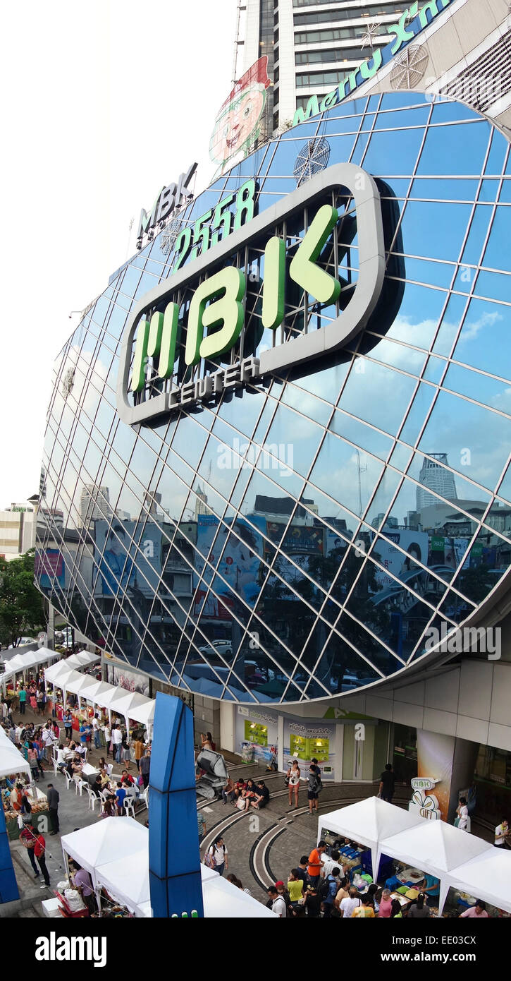 Frontal von MBK Mahboonkrong, Einkaufszentrum, Center, Bangkok, Thailand, Südostasien. Stockfoto