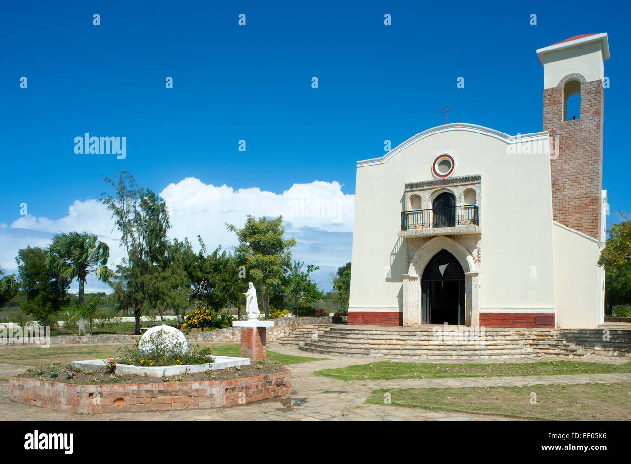 Dominikanische Republik, Nordküste, Kirche Templo de Las Americas Bei Den Ausgrabungen von La Isabela Vieja Bei El Castillo Stockfoto