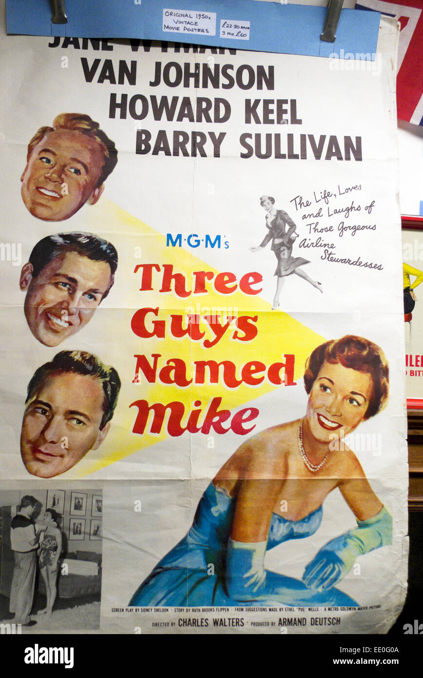 "Drei Jungs namens Mike" MGM 1950er Jahre Filmplakat mit amerikanischen Film stars Jane Wyman, Van Johnson, Howard Keel und Barry Sullivan in einem antiken shop UK KATHY DEWITT Stockfoto