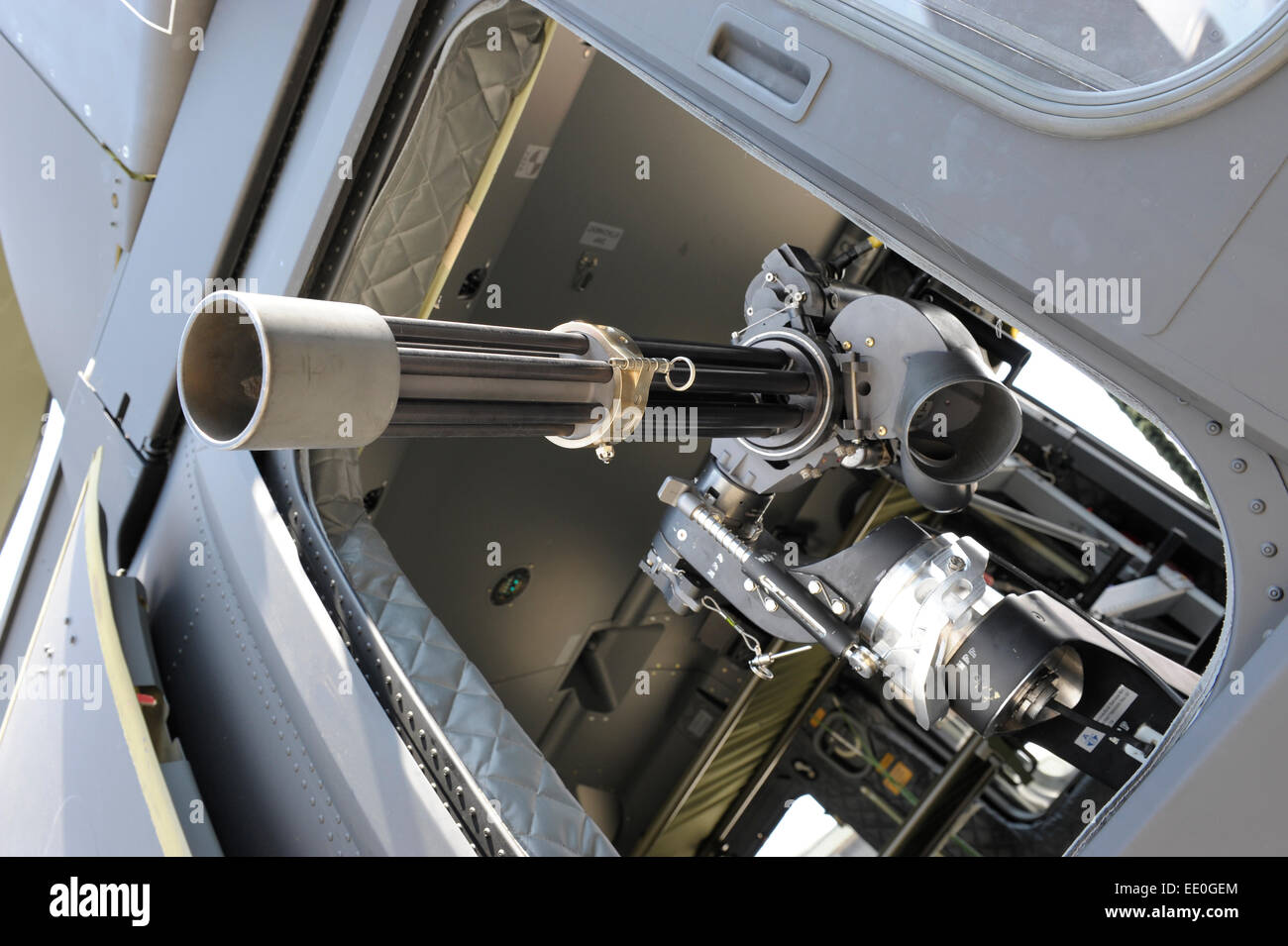 Minigun auf einen italienischen Agusta Westland CSAR (Combat Search and Rescue) militärische Hubschrauber Stockfoto