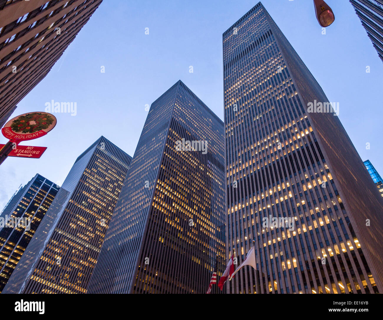 Gestapelte XYZ Türme: Exxon, McGraw Hill und Celanese. Drei Bürotürme gebaut als eine Erweiterung des Rockefeller Center Stockfoto