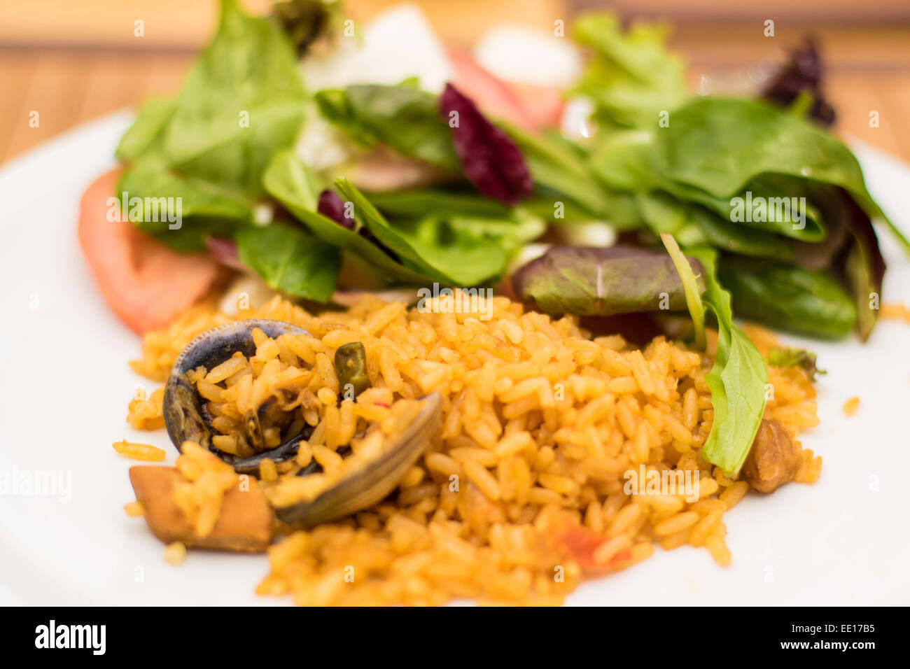 Hausgemachte spanische Paella Reis Originalrezept mit Meeresfrüchten Stockfoto