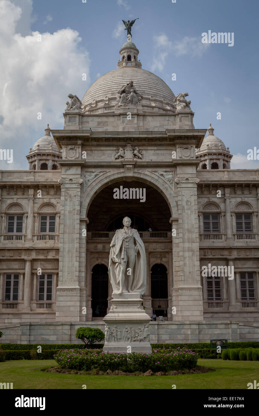 Statue von Lord Curzon in Victoria Memorial Hall, Kalkutta. Stockfoto