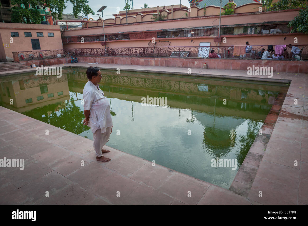 Heiliges Wassertank Kalighat Tempel, Kalkutta. Stockfoto