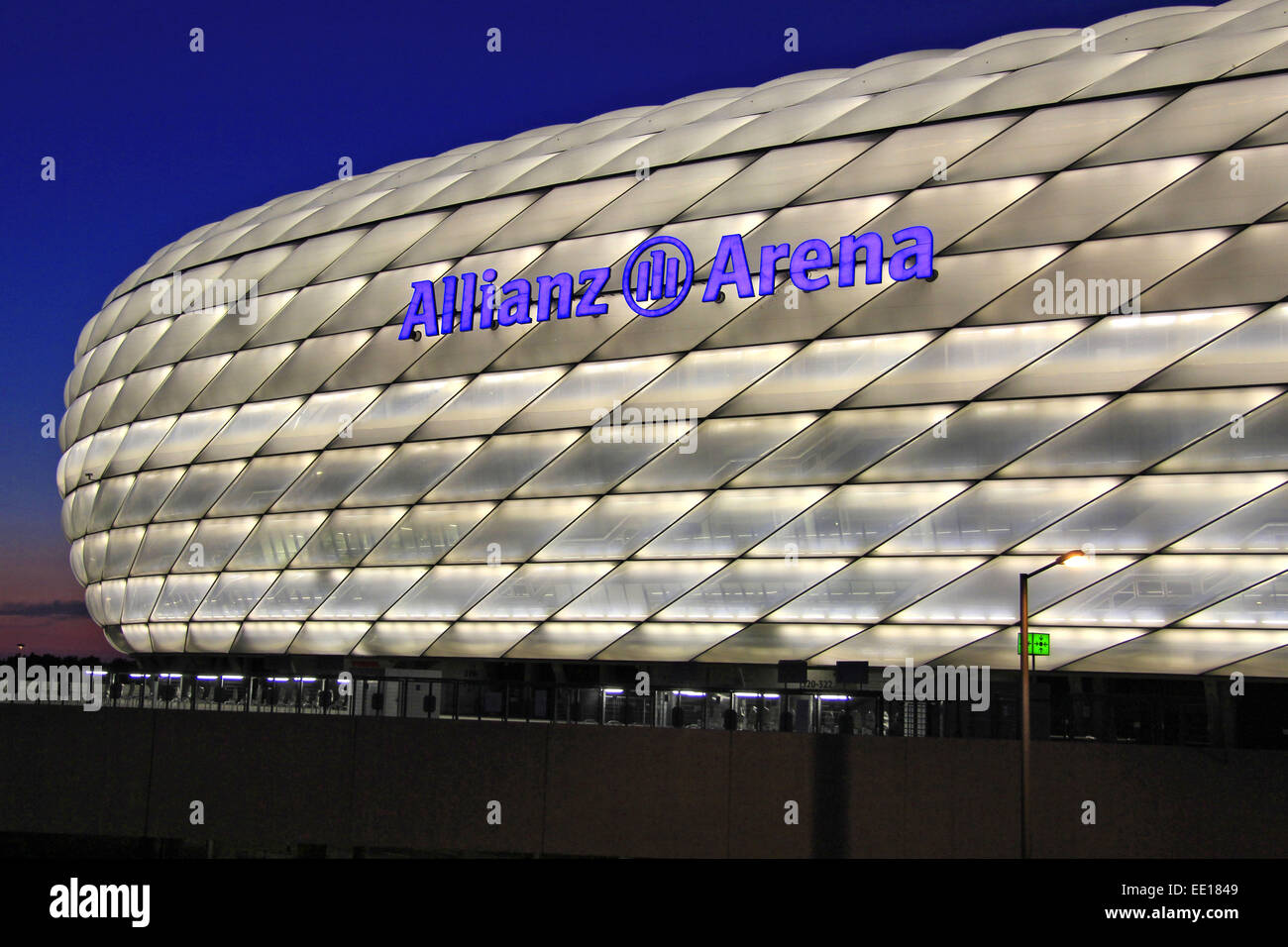 Deutschland, München, Fussballstadion, Allianz Arena, Erbaut 2002-2005, Architekten, Herzog Und de Meuron, Covertex Aussenhüll Stockfoto