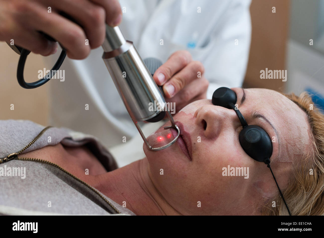 ÄSTHETISCHE MEDIZIN Stockfoto