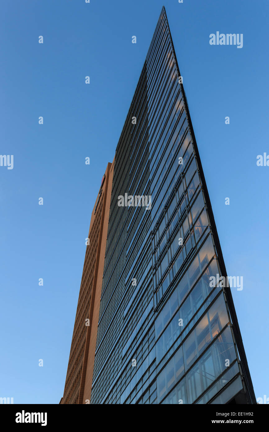 Moderne high-Rise Bürohaus, am frühen Morgen, Potsdamer Platz, Berlin, Deutschland, Europa Stockfoto