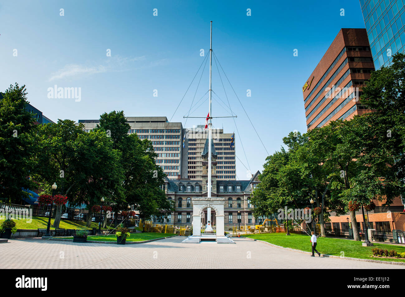 Gefallen Frieden Offizier Denkmal vor Halifax Town Hall, Halifax, Nova Scotia, Kanada, Nordamerika Stockfoto