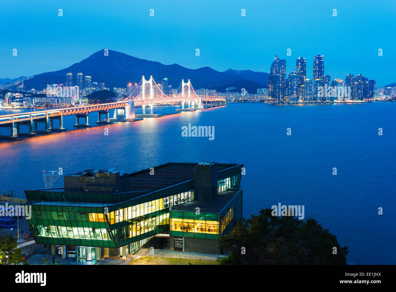 Skyline der Stadt und Gwangang zu überbrücken, Busan, Südkorea, Asien Stockfoto