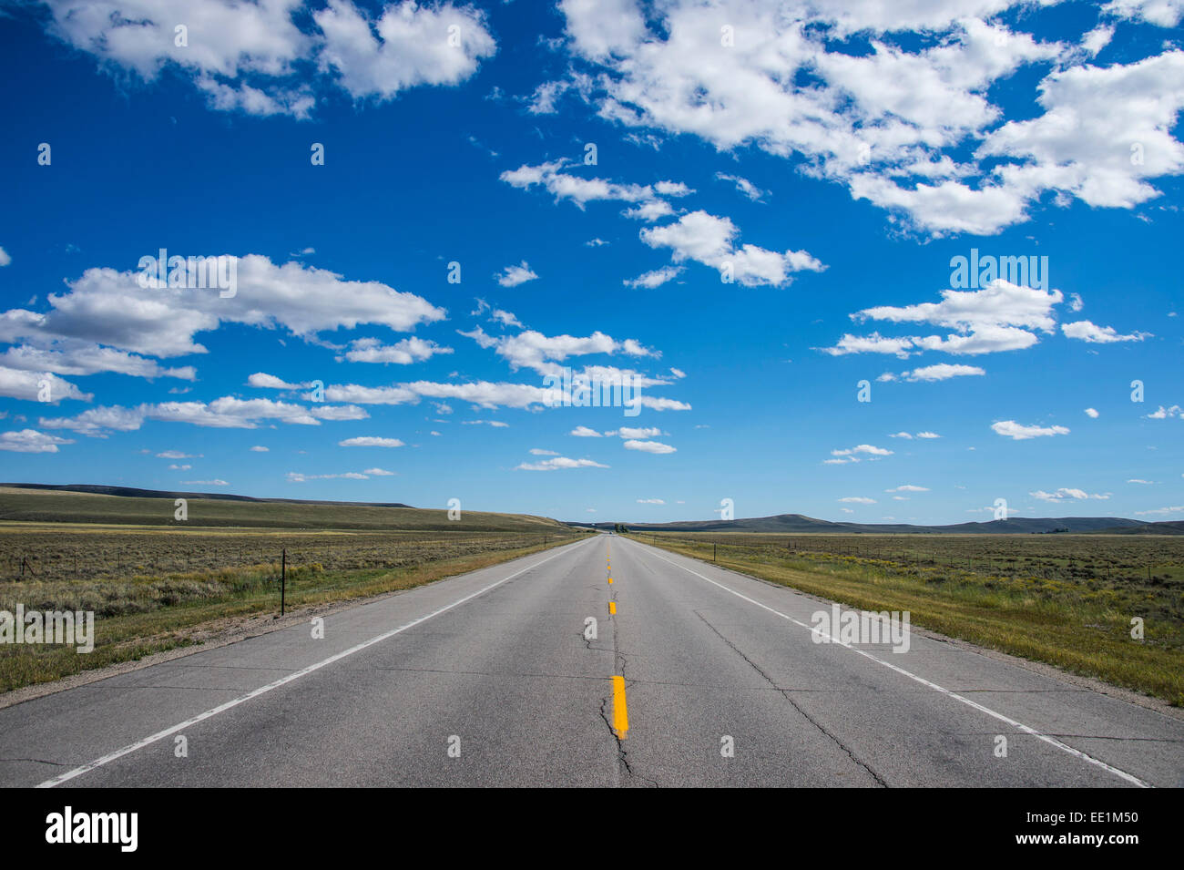 Langen, geraden Straße in Wyoming, Vereinigte Staaten von Amerika, Nord-Südamerika Stockfoto