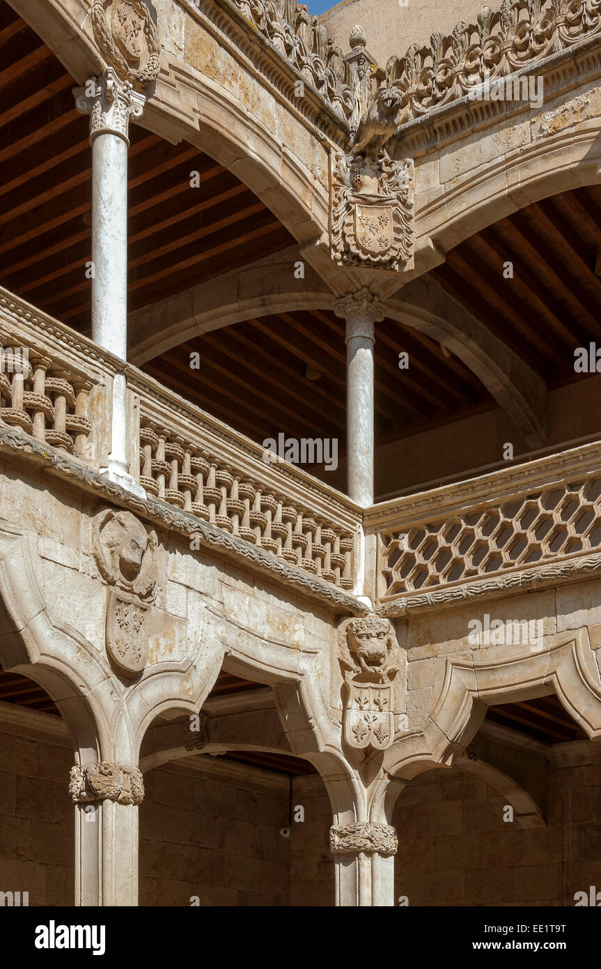 Haus mit Innenhof von Muscheln, Salamanca, Kastilien und Leon, Spanien. Stockfoto