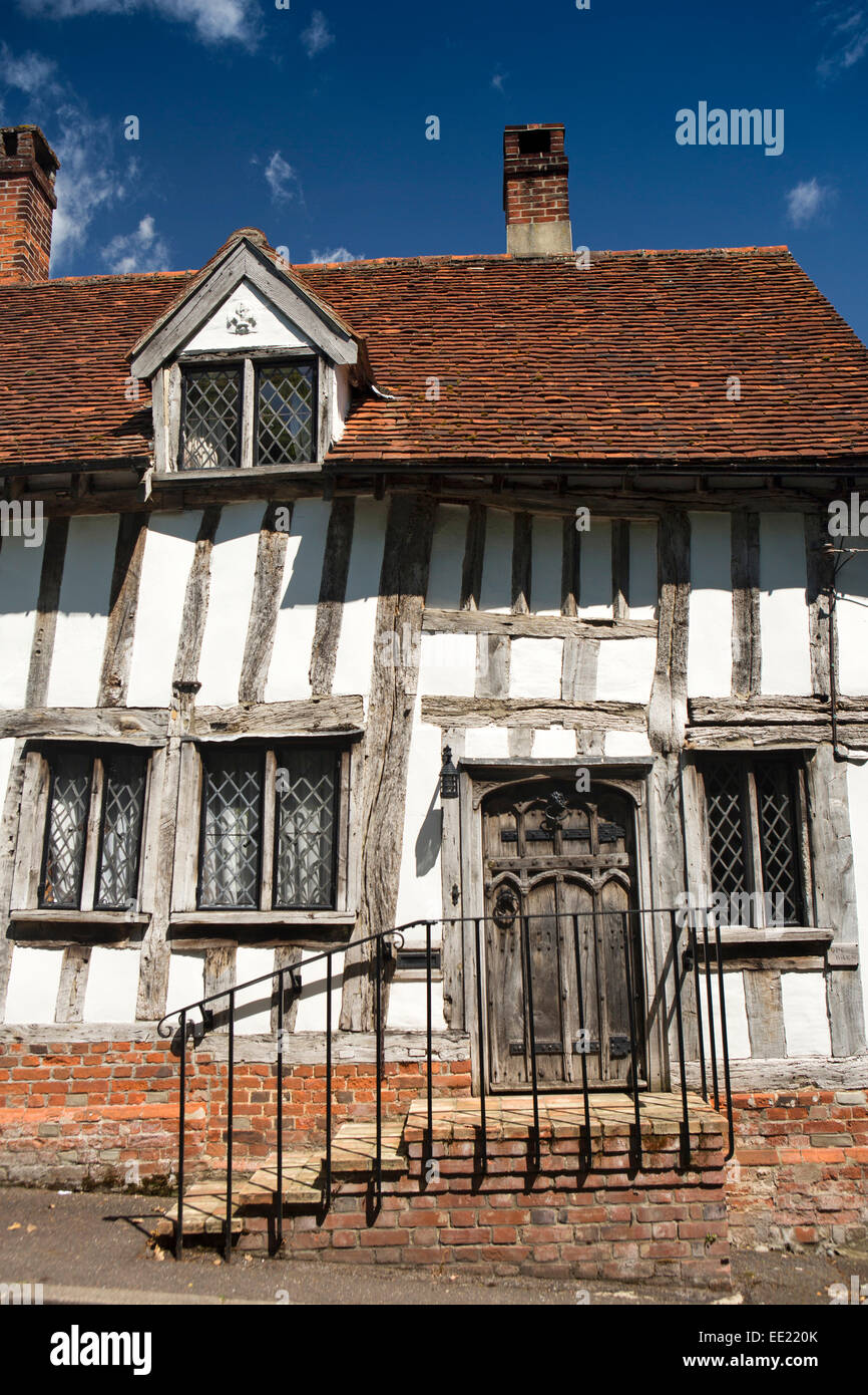 UK England, Suffolk, Lavenham, gerahmt Scheune Street, die Scheune, mittelalterliche Holz Haus Stockfoto