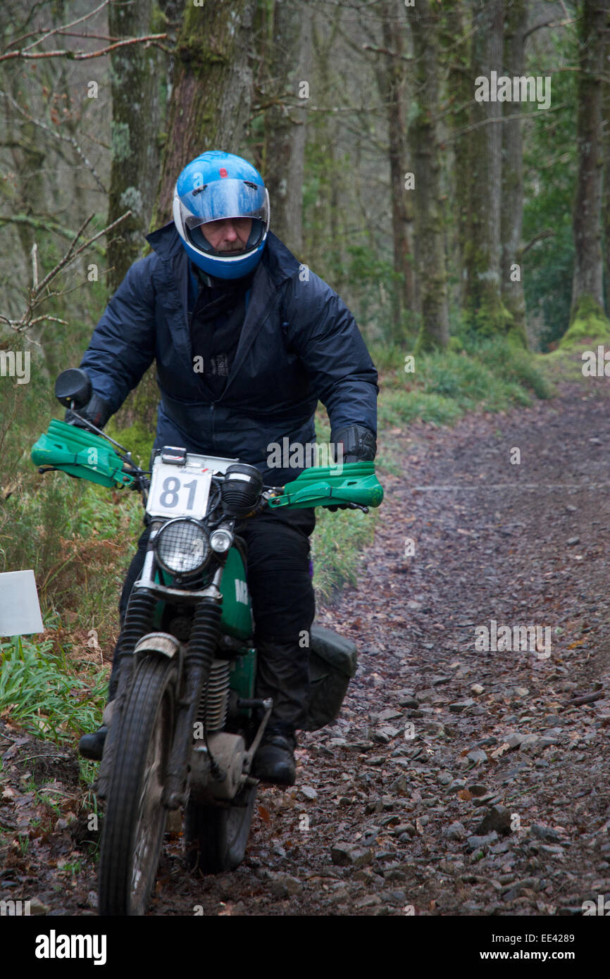 Motorrad-Konkurrenten im Abschnitt Fingle 2015-Exeter-Studie. Stockfoto