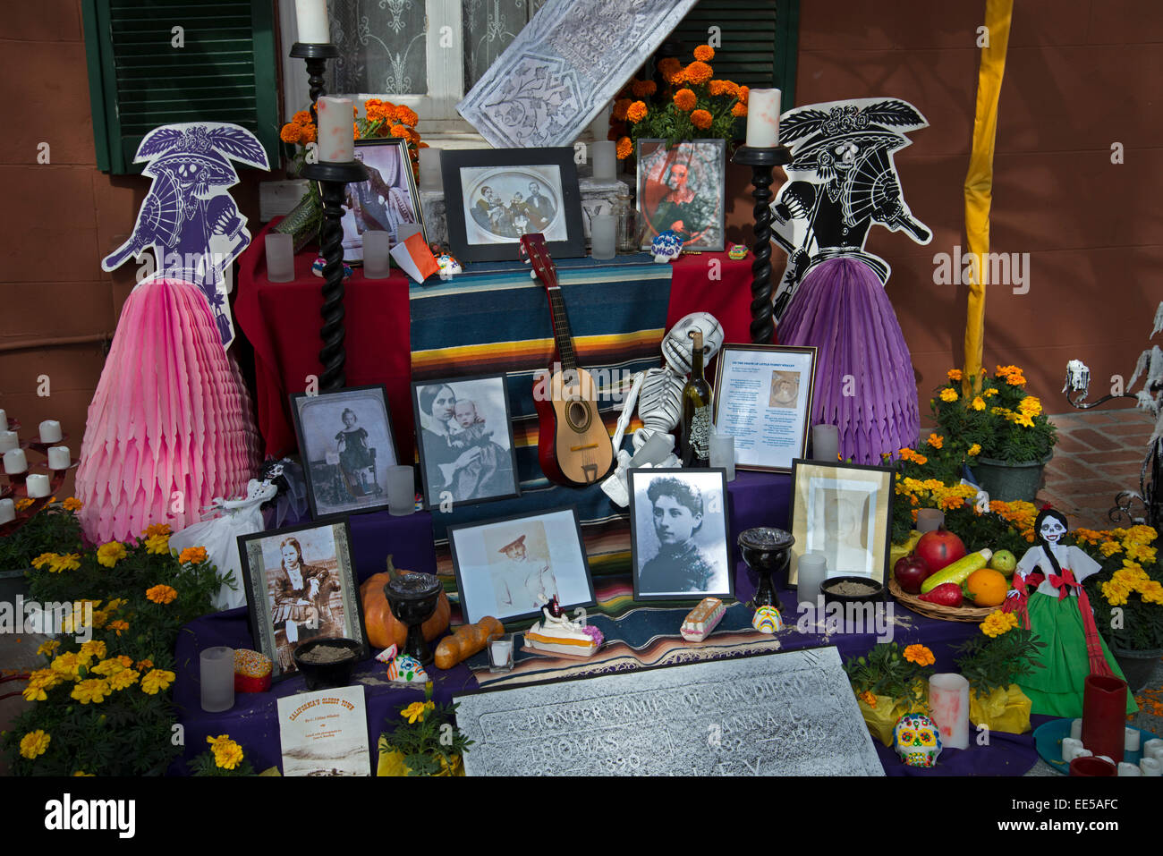 Ofrenda (Altar), Dia de los Muertos, Tag der Toten, Altstadt, San Diego, Kalifornien USA Stockfoto