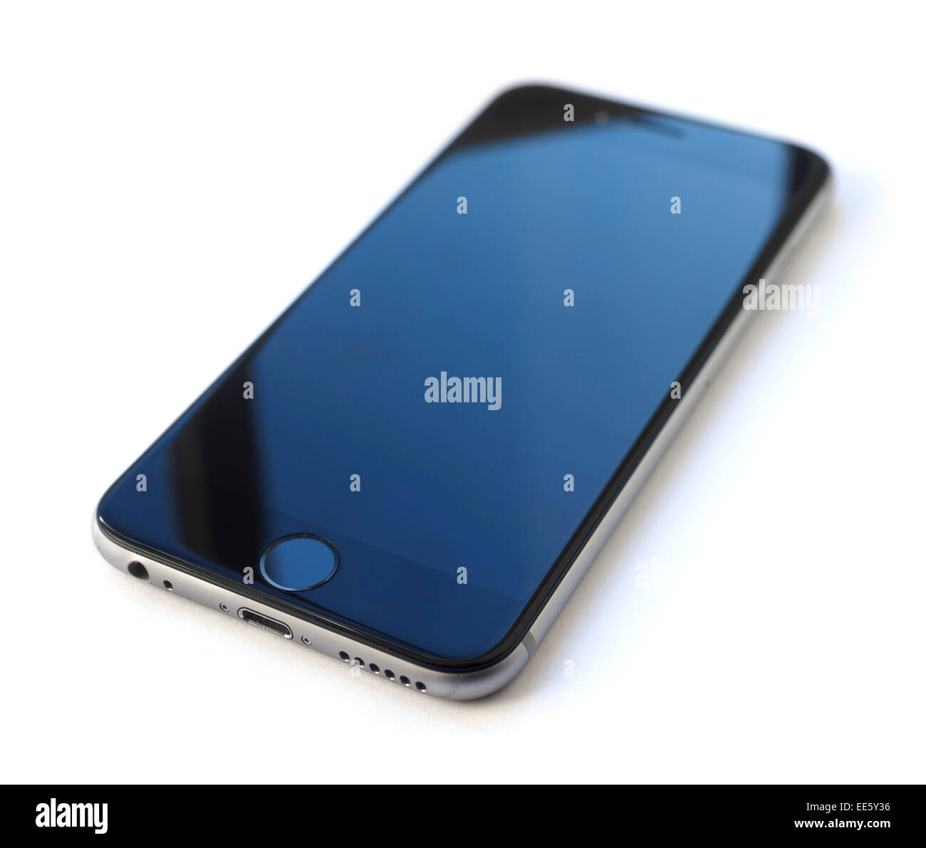 Schwarz Apple iPhone 6 schneiden Sie isoliert auf weißem Hintergrund Stockfoto