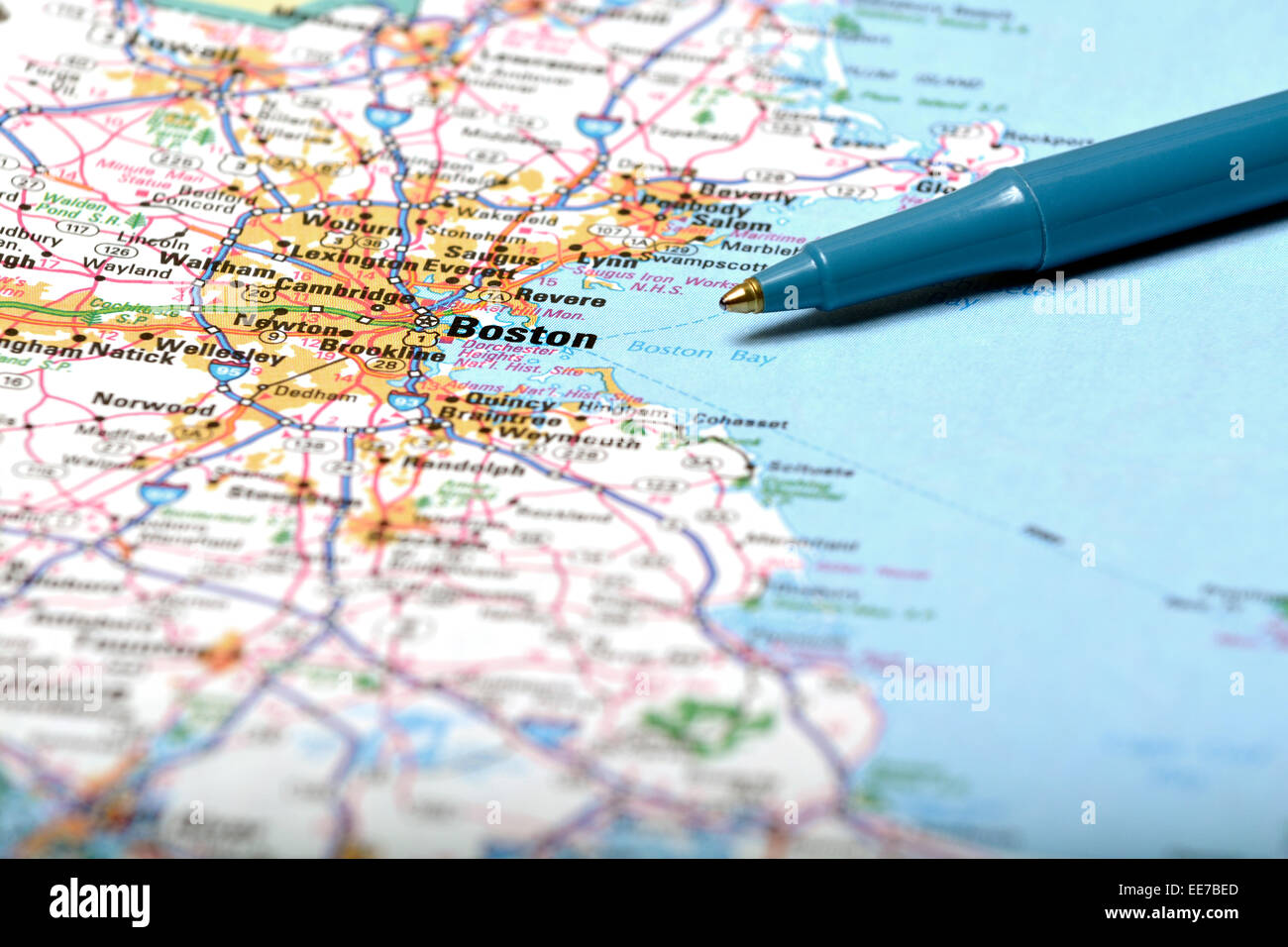 Detaillierte Nahaufnahme Karte von Boston und Stift auf Ziel für die Reise Stockfoto