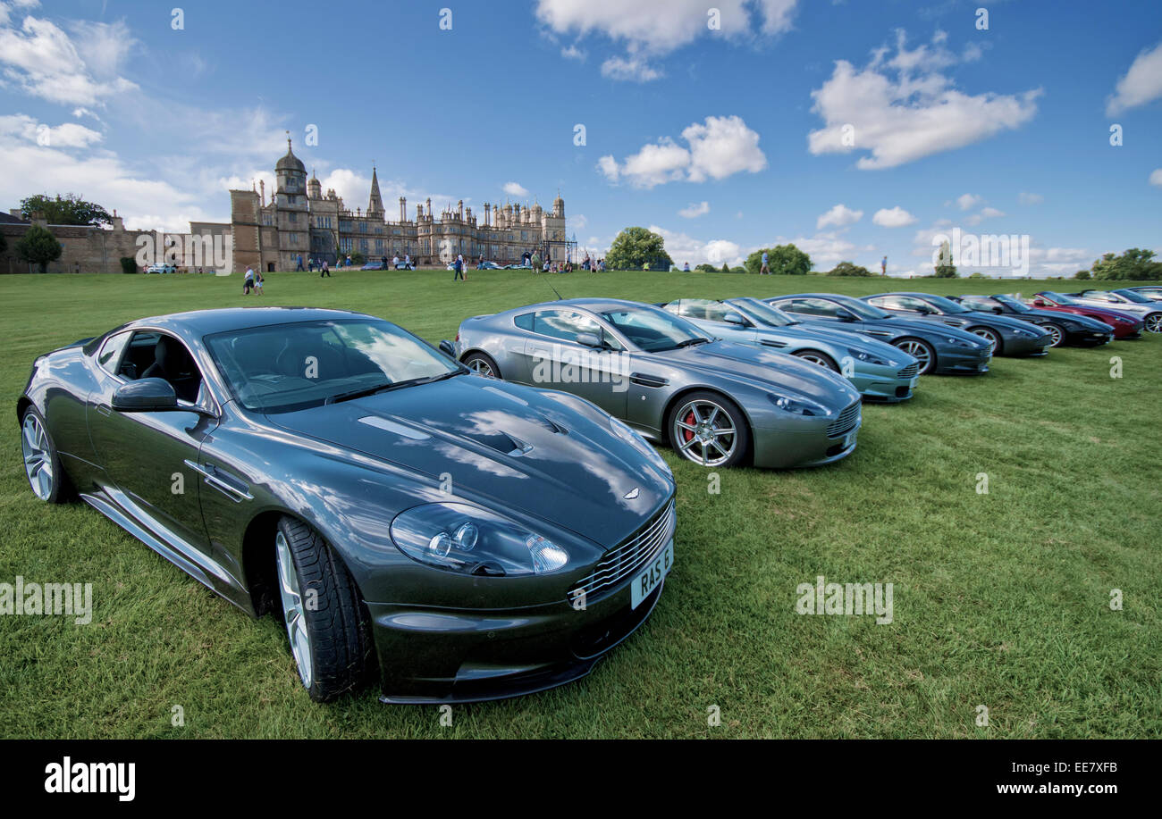 Aston Martin Line-up in Burghley House, Stamford, England Stockfoto
