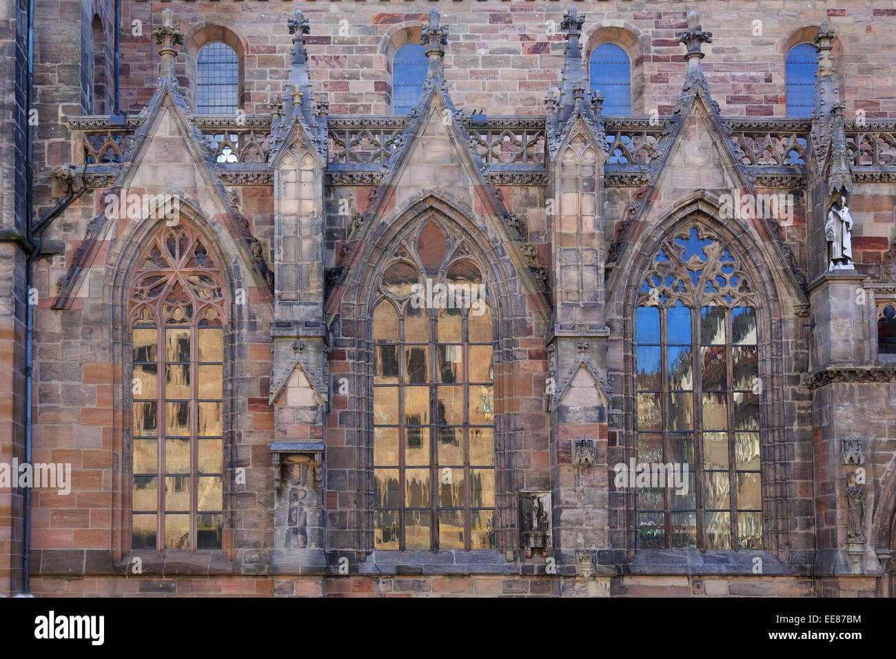 Fenster in St. Sebaldus-Kirche in Nürnberg, Deutschland Stockfoto