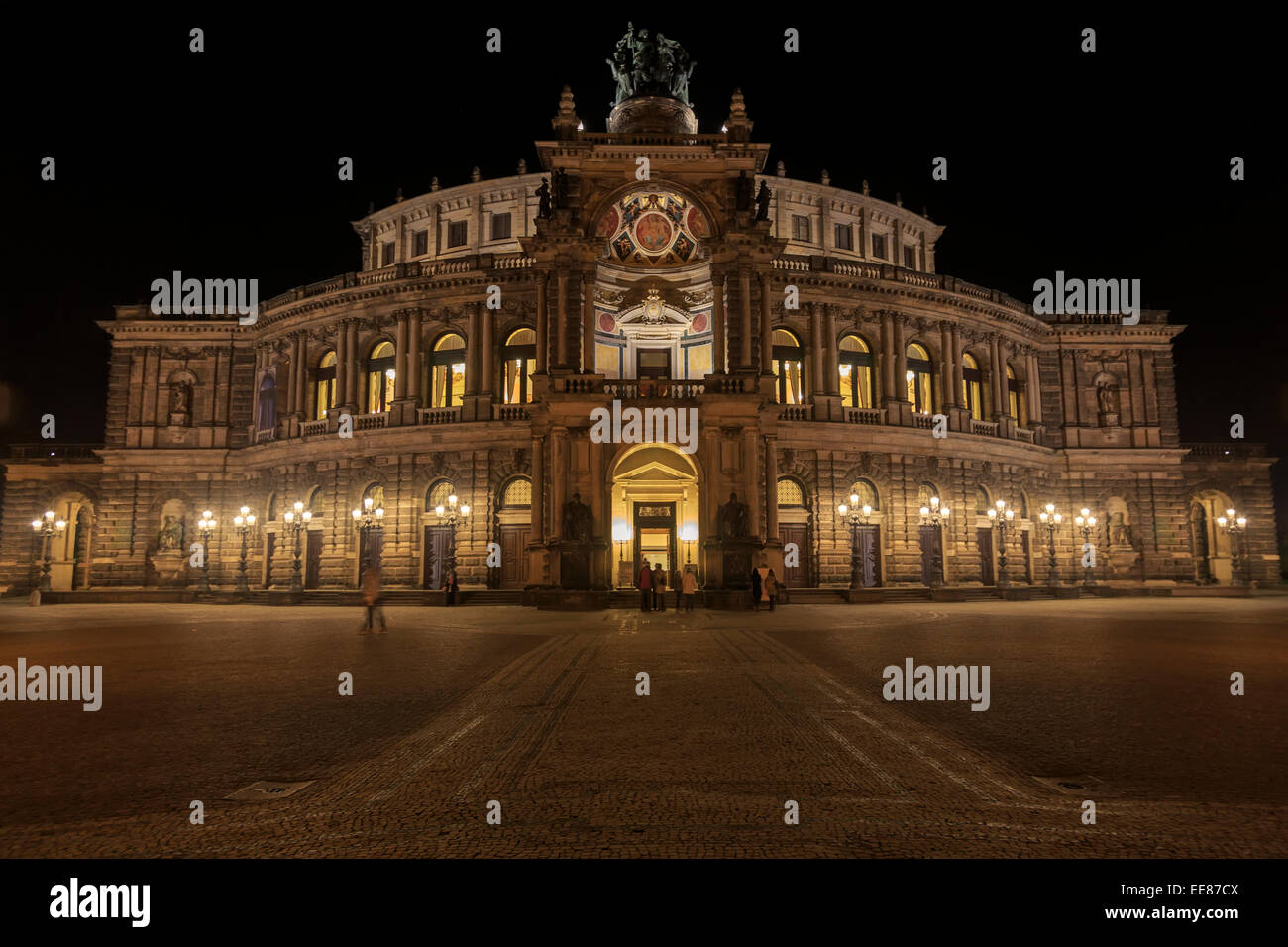 Semperoper am Theaterplatz in Dresden, Deutschland Stockfoto