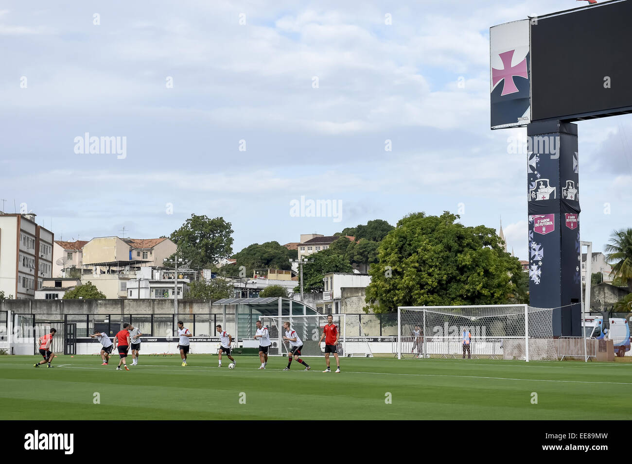 2014 FIFA World Cup - Deutsche Fußball-Nationalmannschaft Trainingseinheit statt im Estádio Jornalista Mário Filho (Estádio Maracanã) vor dem Endspiel gegen Argentinien Featuring: Atmosphäre wo: Rio De Janeiro, Brasilien: 12. Juli 2014 Stockfoto