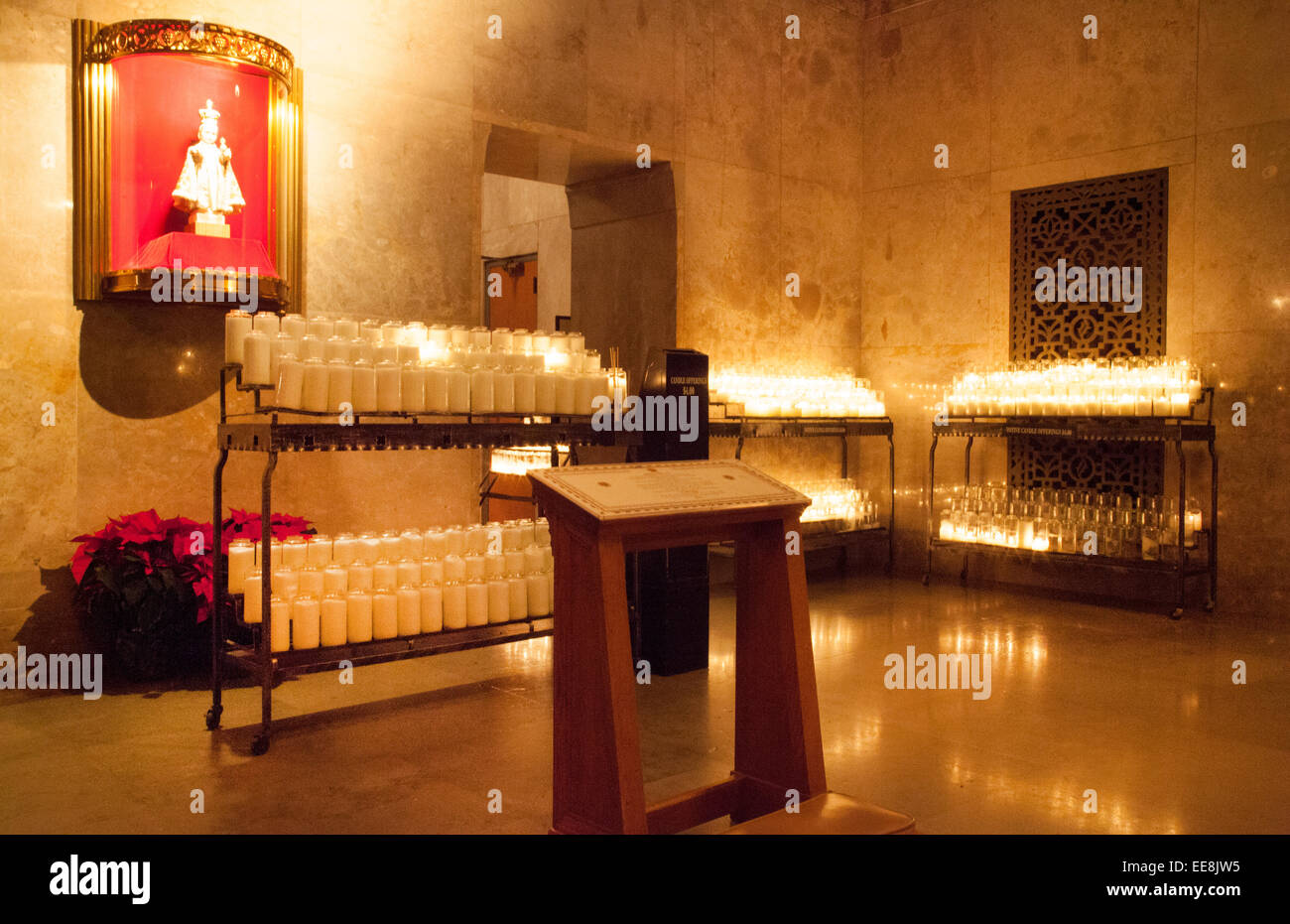 Innenraum der Basilika von National Shrine of the Immaculate Conception in Washington DC, Vereinigte Staaten Stockfoto