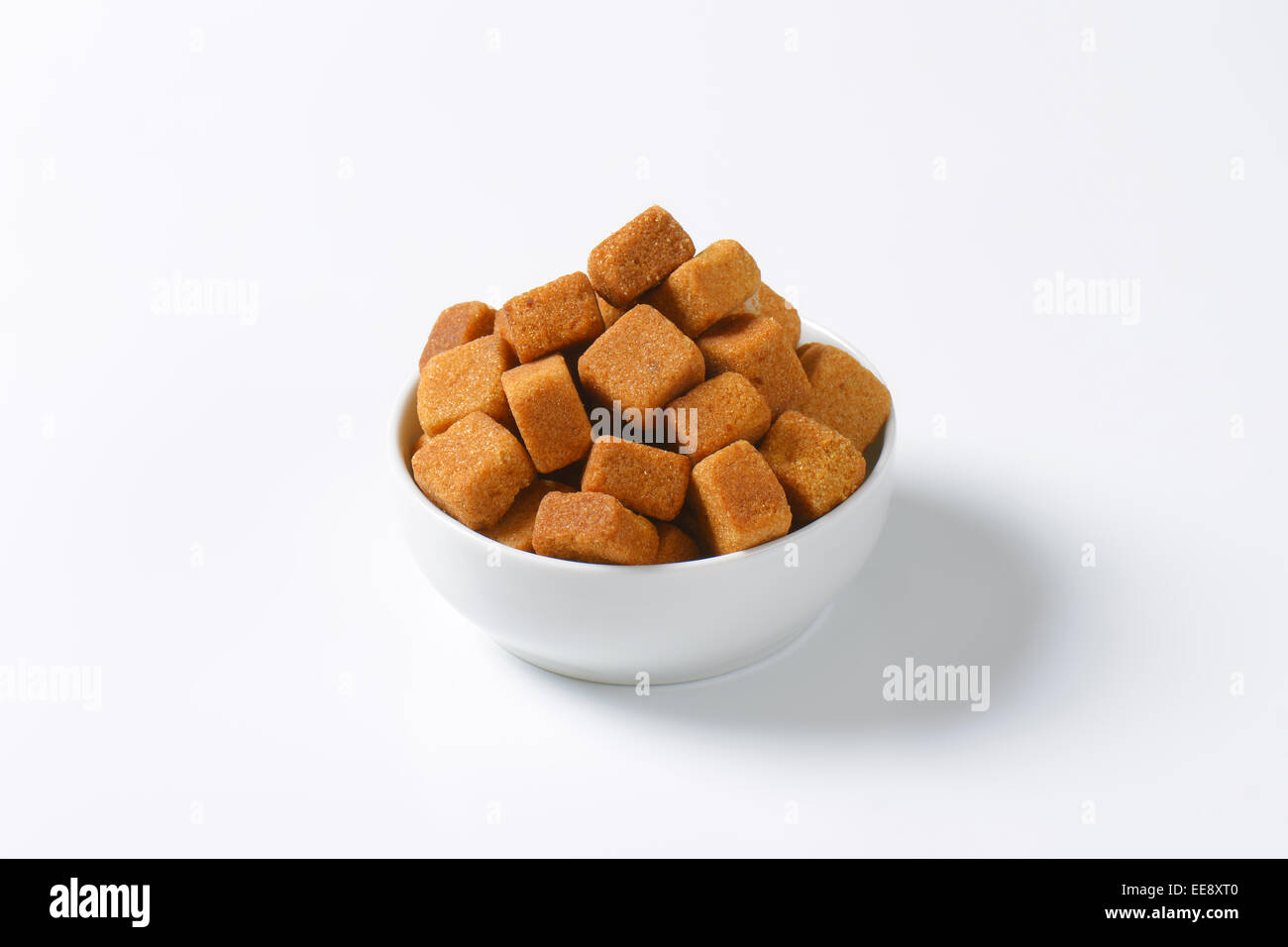 Reiner Rohrzucker braun grob geschnittenen Würfel Stockfoto