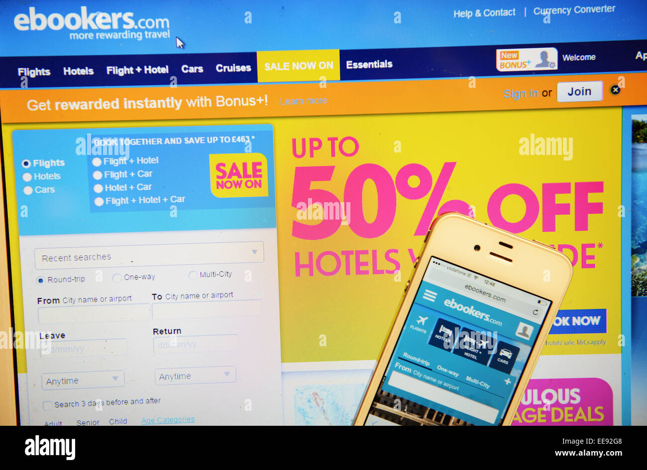 Ebookers Website und IPhone Stockfoto