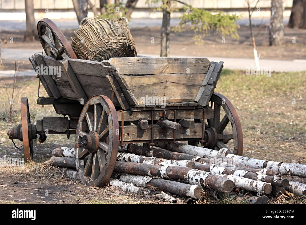 Uralte russische Warenkorb Stockfoto