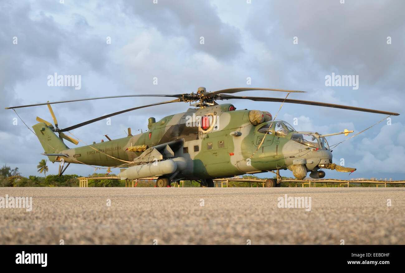 Brasilianische Luftwaffe Mi-35 an Natal Air Force Base, Brasilien. Stockfoto