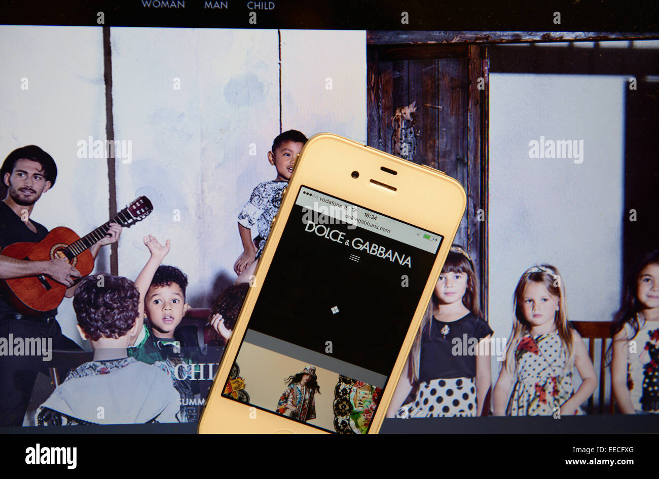 Dolce und Gabbana Website und IPhone Stockfoto