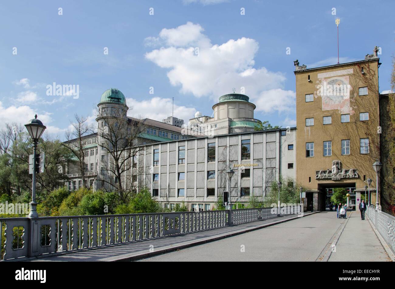 Deutsches Museum wurde im Jahre 1903, vom Münchner Architekten Gabriel von Seidl Holzdetails von Oskar von Miller gegründet. Stockfoto