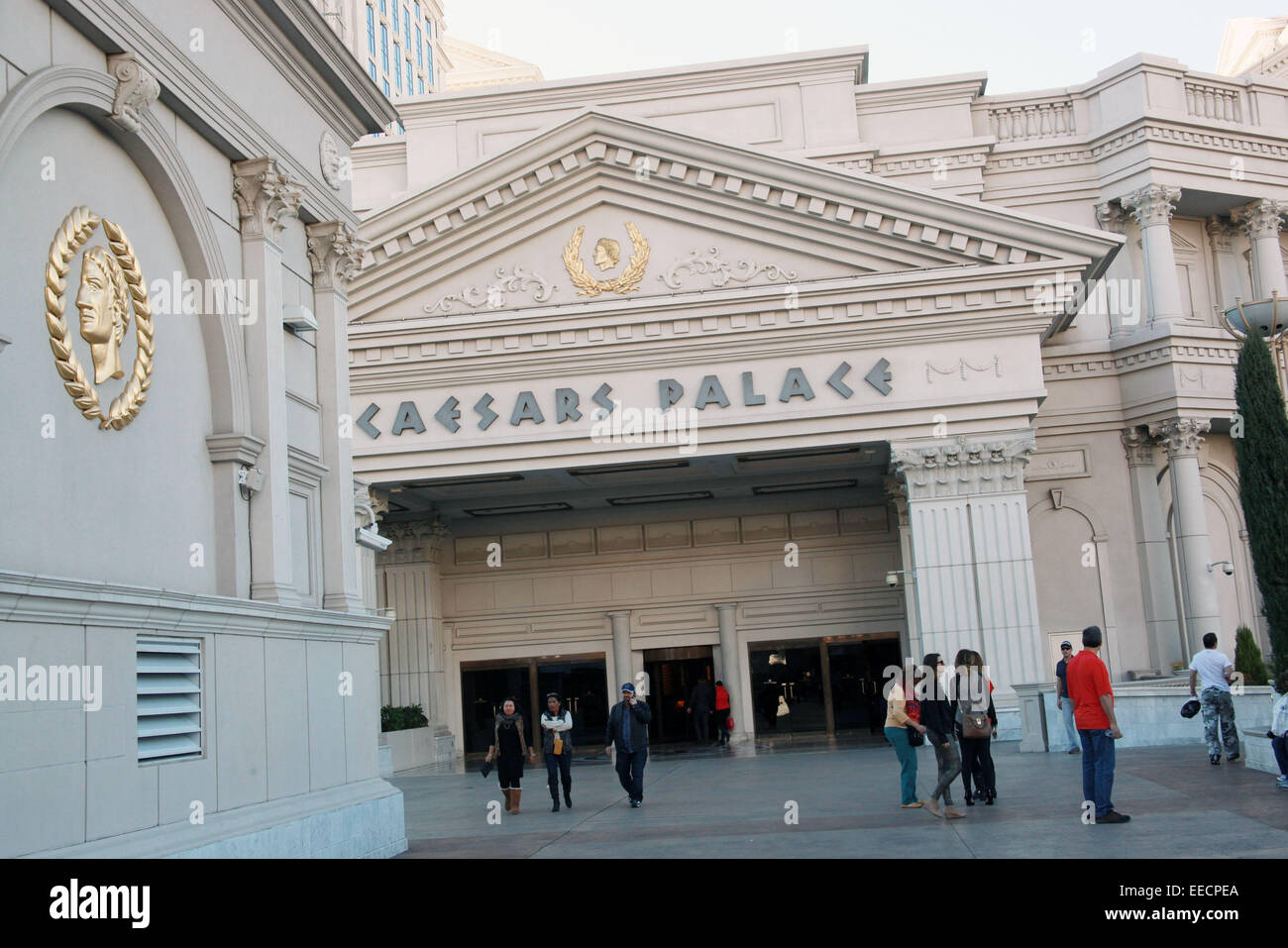 Las Vegas, Nevada, USA. 15. Januar 2015. Eine Außenansicht des Caesars Palace Hotel & Casino auf Donnerstag, 15. Januar 2015 in Las Vegas Nevada nach der Firma Insolvenzantrag in Chicago Illinois früher am Morgen. Bildnachweis: Marcel Thomas/ZUMA Draht/Alamy Live-Nachrichten Stockfoto